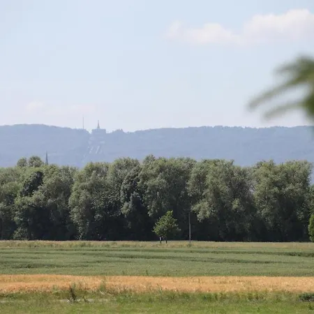 公寓 Art City-studio 5, Modern, Citynah, Voll Ausgestattet, Kostenfreie Parkplaetze, Sued-balkon, Ruhig, Herkulesblick