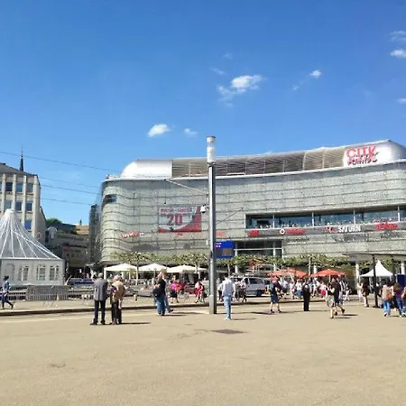 アパート Art City-studio 5, Modern, Citynah, Voll Ausgestattet, Kostenfreie Parkplaetze, Sued-balkon, Ruhig, Herkulesblick カッセル