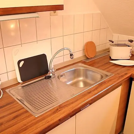 Art City-studio 5, Modern, Citynah, Voll Ausgestattet, Kostenfreie Parkplaetze, Sued-balkon, Ruhig, Herkulesblick * 卡塞尔