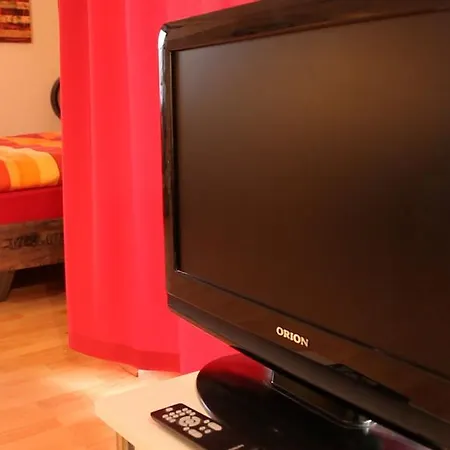 Art City-studio 5, Modern, Citynah, Voll Ausgestattet, Kostenfreie Parkplaetze, Sued-balkon, Ruhig, Herkulesblick *