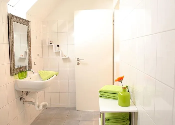 דירה Art City-studio 5, Modern, Citynah, Voll Ausgestattet, Kostenfreie Parkplaetze, Sued-balkon, Ruhig, Herkulesblick *