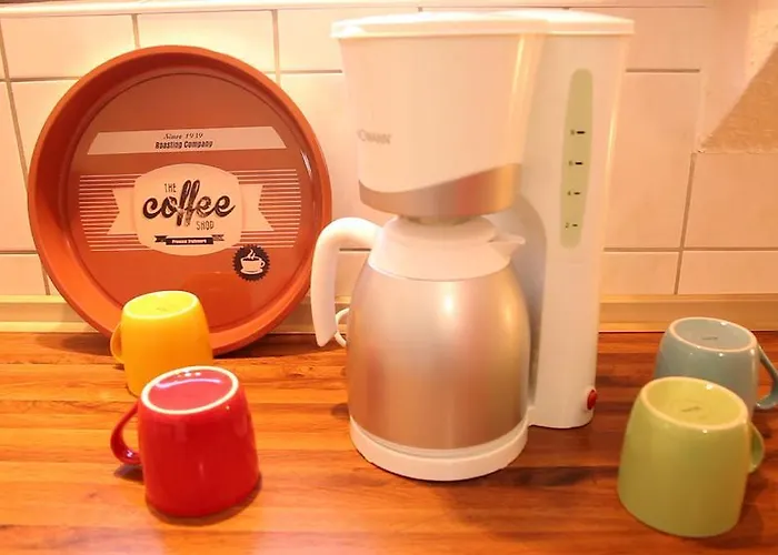 Art City-studio 5, Modern, Citynah, Voll Ausgestattet, Kostenfreie Parkplaetze, Sued-balkon, Ruhig, Herkulesblick