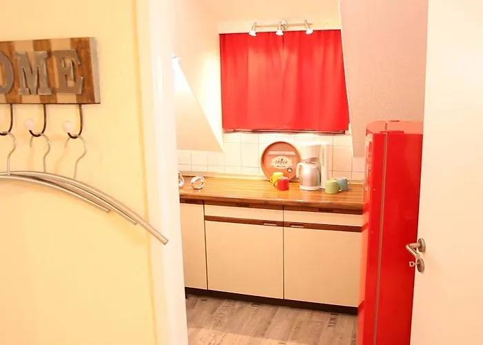 Art City-studio 5, Modern, Citynah, Voll Ausgestattet, Kostenfreie Parkplaetze, Sued-balkon, Ruhig, Herkulesblick דירה