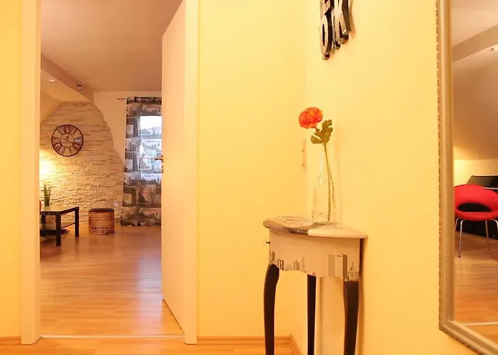 Art City-studio 5, Modern, Citynah, Voll Ausgestattet, Kostenfreie Parkplaetze, Sued-balkon, Ruhig, Herkulesblick * קאסל